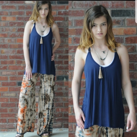 Threadzwear Tops - LAST 1!Zenana Outfitters navy swing racerback tank
